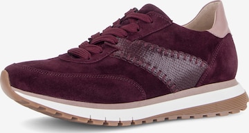 Baskets basses GABOR en rouge : devant