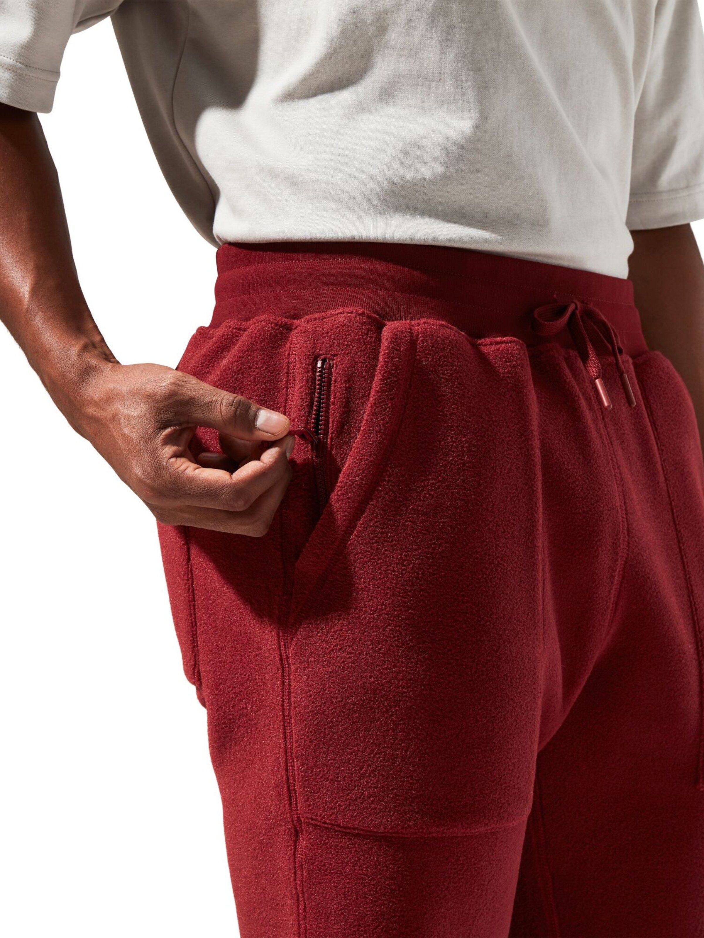 Regular Pantalon de sport Berghaus en rouge