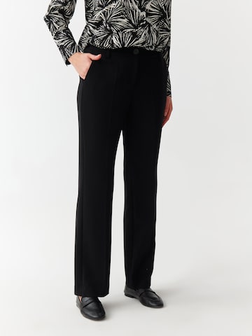 TATUUM Regular Trousers 'LAURANIA' in Black: front