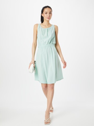 QS - Vestido en verde