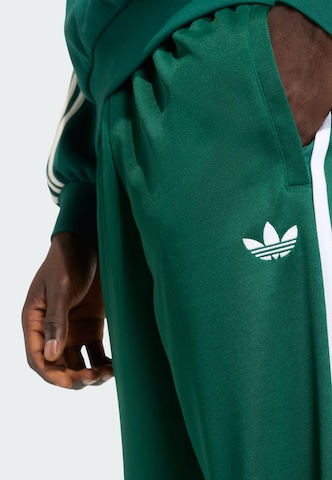 ADIDAS ORIGINALS - regular Pantalón en verde