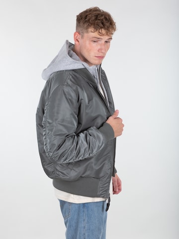 ALPHA INDUSTRIES Демисезонная куртка 'MA-1 D-Tec' в Зеленый