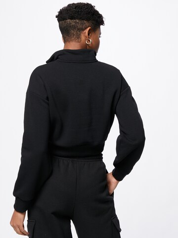 NU-IN ACTIVE Sweatshirt in Schwarz