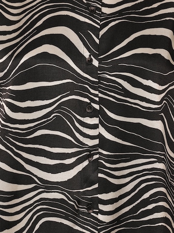 Marie Lund Blouse in Zwart
