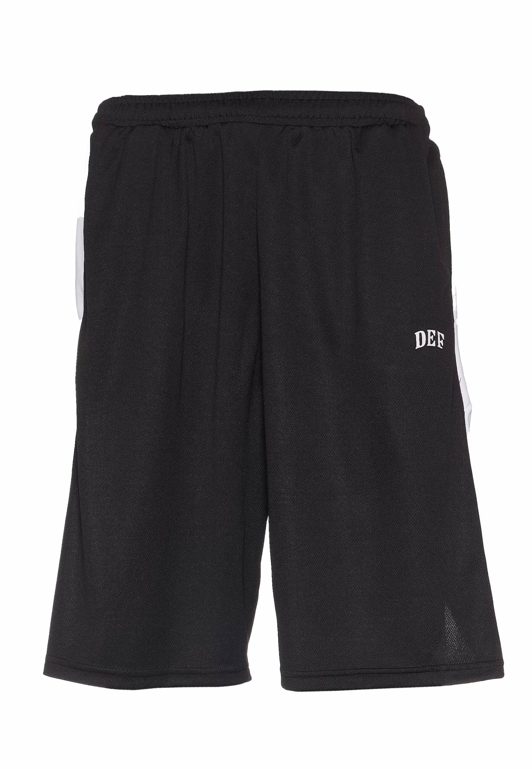 DEFLoosefit Hlače - crna boja: prednji dio