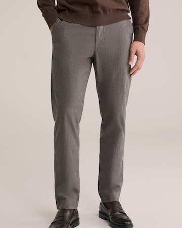 WE Fashion Regularen Chino hlače | rjava barva: sprednja stran