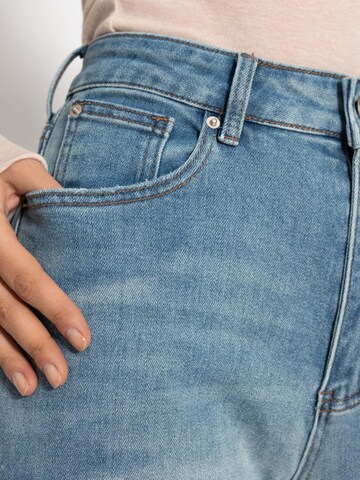 SASSYCLASSY Loosefit Jeans‌‌‌‌‌‌‌‌ in Blau