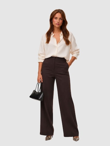 regular Pantaloni '10351038' di VERO MODA in marrone