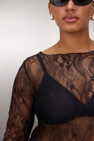 T-shirt Trendyol Curve en noir