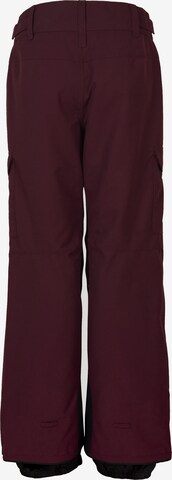 Regular Pantaloni sport de la O'NEILL pe roșu