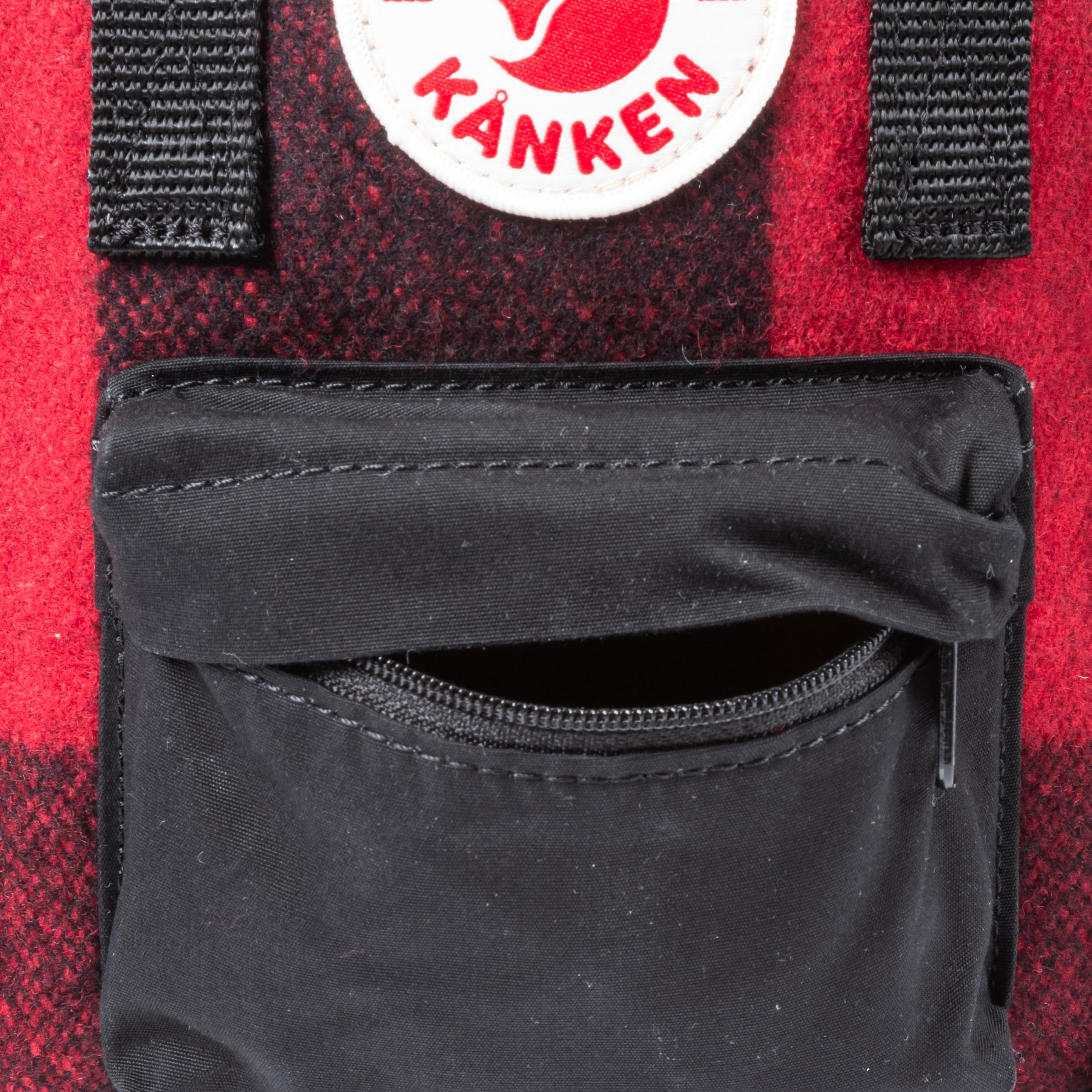 Fjällräven Crossbody bag 'Kånken' in Red