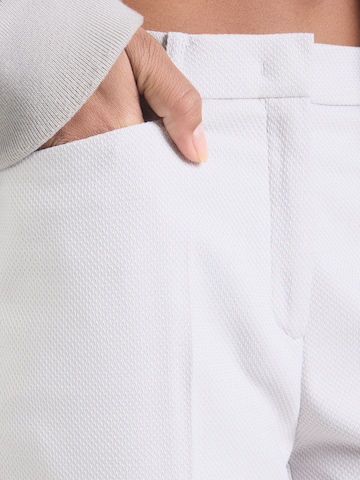 MORE & MORE - Slimfit Pantalón de pinzas 'Hedy' en gris