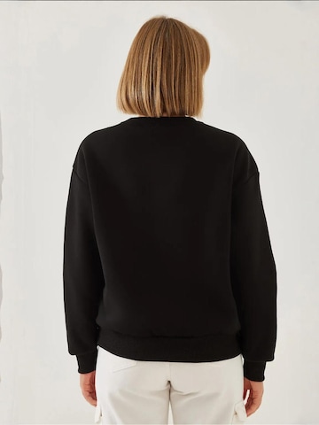 Bianco Lucci - Sweatshirt 'Sweatshirts' em preto
