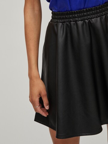 Vila Tall Skirt 'Dagmar' in Black