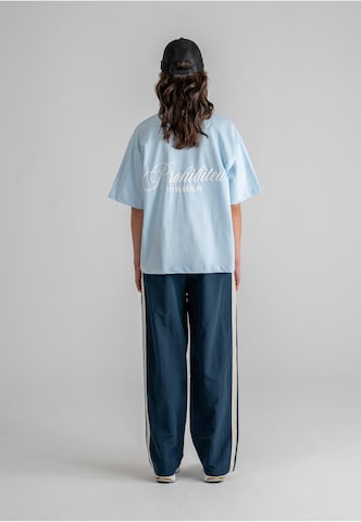 T-Shirt 'Hometow' Prohibited en bleu