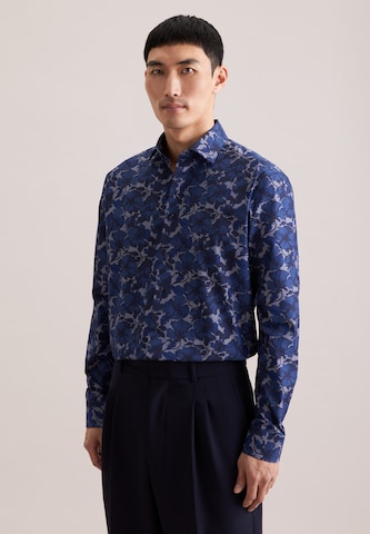 Coupe regular Chemise business 'Smart Essentials' SEIDENSTICKER en bleu : devant
