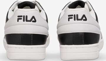 Sneaker low 'NOCLAF' de la FILA pe negru