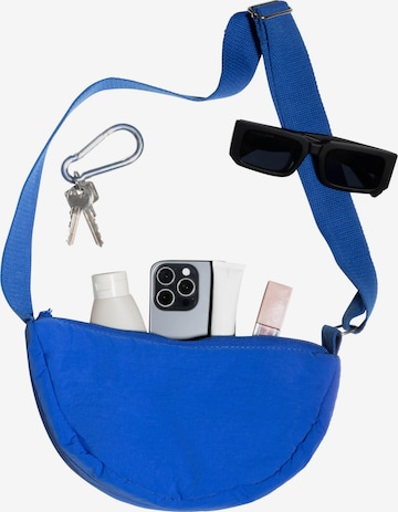 Urban Classics Gürteltasche in Blau: Vorderseite