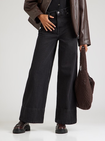 Wide leg Jeans de la & Other Stories pe negru: față