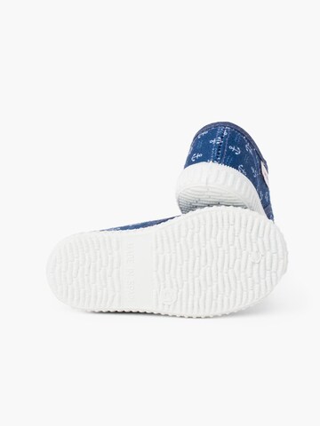 Scarpa bassa di Pisamonas in blu