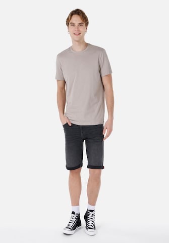 Colin's Shirt in Bruin: voorkant