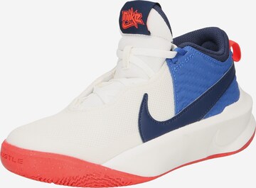 NIKE Sportschoen 'Team Hustle D 10' in Wit: voorkant