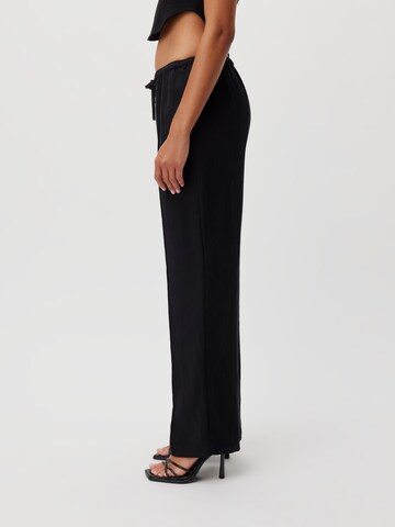 Wide Leg Pantalon à plis 'Linn' LeGer by Lena Gercke en noir