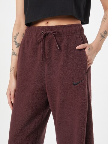 Wide Leg Pantalon Nike Sportswear en rouge