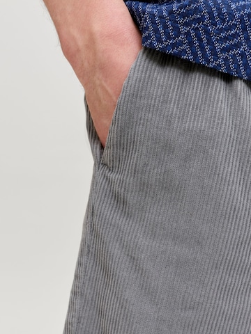 JACK & JONES Wide Leg Shorts in Grau