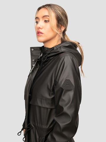 Giacca per outdoor ' Aurora-Regenmantel mit Cape ' di JACK1T in nero