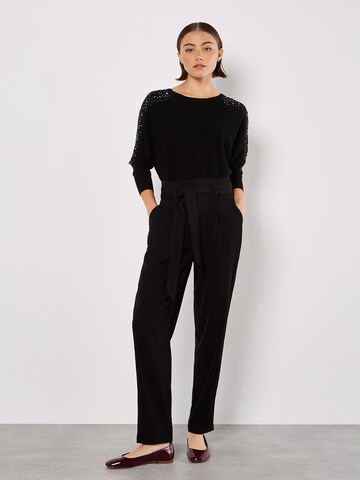 Apricot Lace Rhinestone Embellished Jumper ' ' in Schwarz