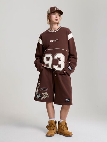 AND1 Sweatshirt i brun