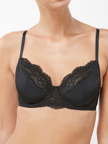 Next Bra in Black