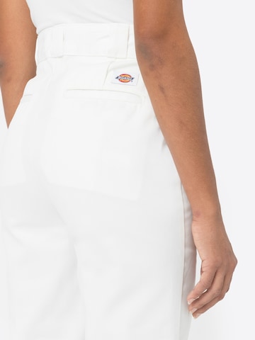 Tapered Pantaloni 'Phoenix' di DICKIES in bianco