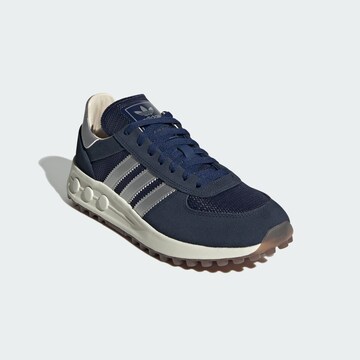ADIDAS ORIGINALS Rövid szárú sportcipők 'La Trainer' - kék