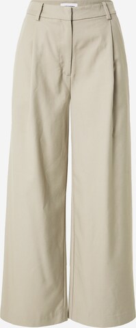 WEEKDAY Wide leg Pleat-front trousers 'Esme' in Green: front