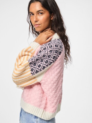 PIECES Sweater in Pink