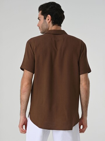 T-Shirt Antioch en marron