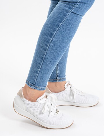 ARA Sneakers in White