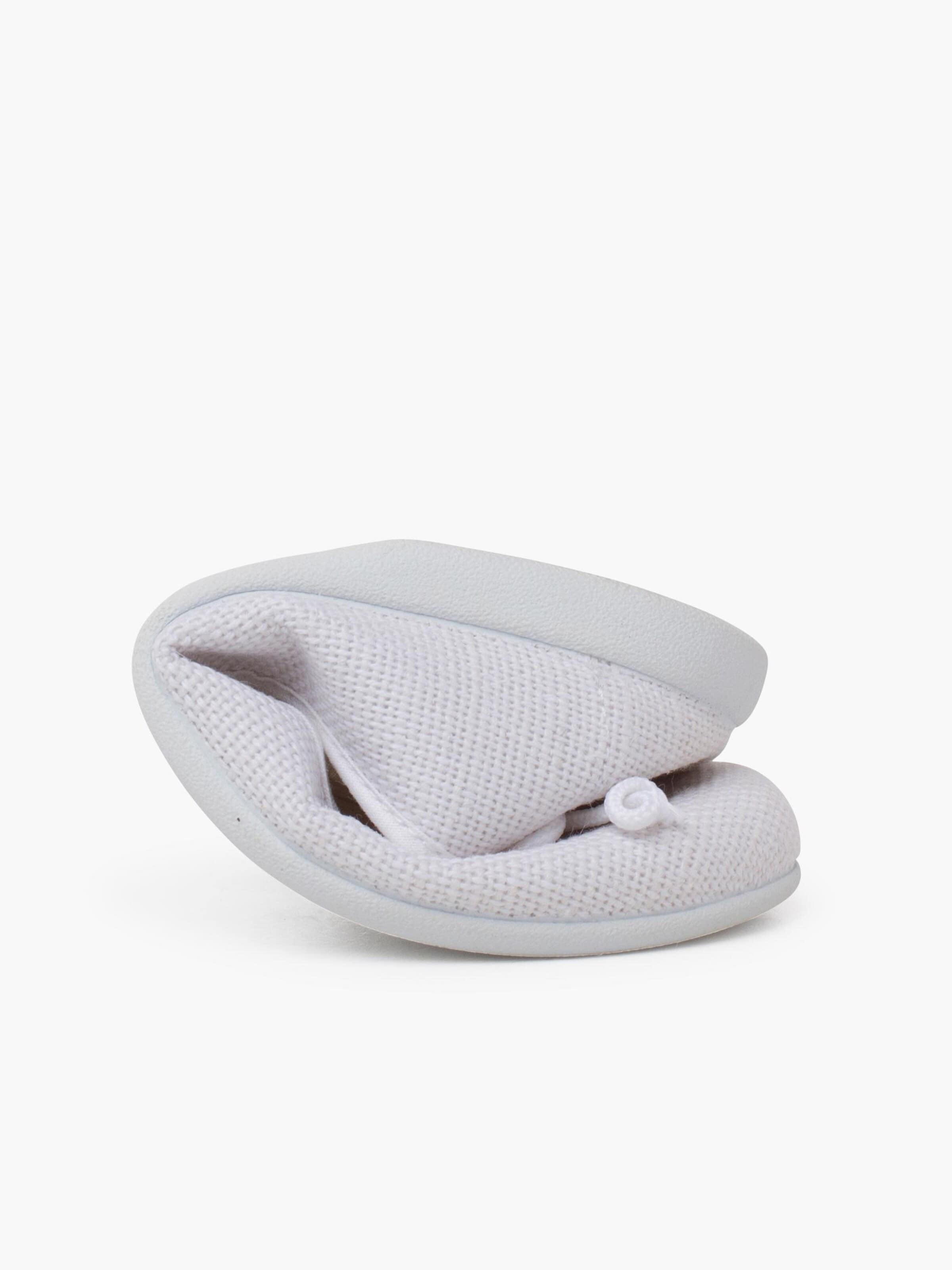Pisamonas Ballet Flats in White