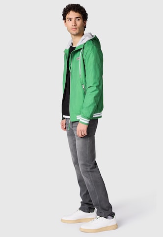 Geacă de primăvară-toamnă 'Stewan' de la Ragwear pe verde