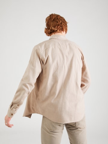 Abercrombie & Fitch - Ajuste regular Camisa en beige