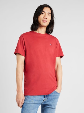 T-Shirt Calvin Klein Jeans en rouge : devant