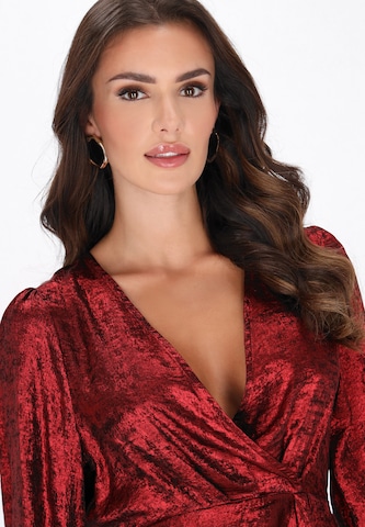 faina Cocktail dress in Red