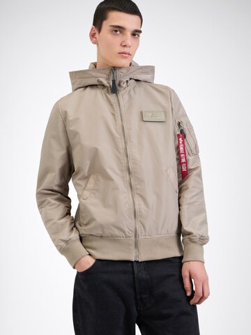 Veste mi-saison ALPHA INDUSTRIES en beige : devant