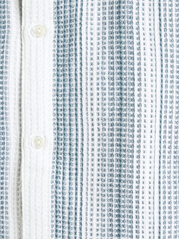 Only & Sons Comfort Fit Πουκάμισο 'ONSSAVIER' σε λευκό