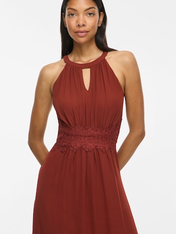 Robe de soirée VILA en rouge : devant