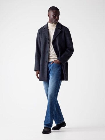 GUESS Between-Seasons Coat in Grey