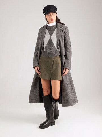 ABOUT YOU Regular Rok 'Sarah' in Groen