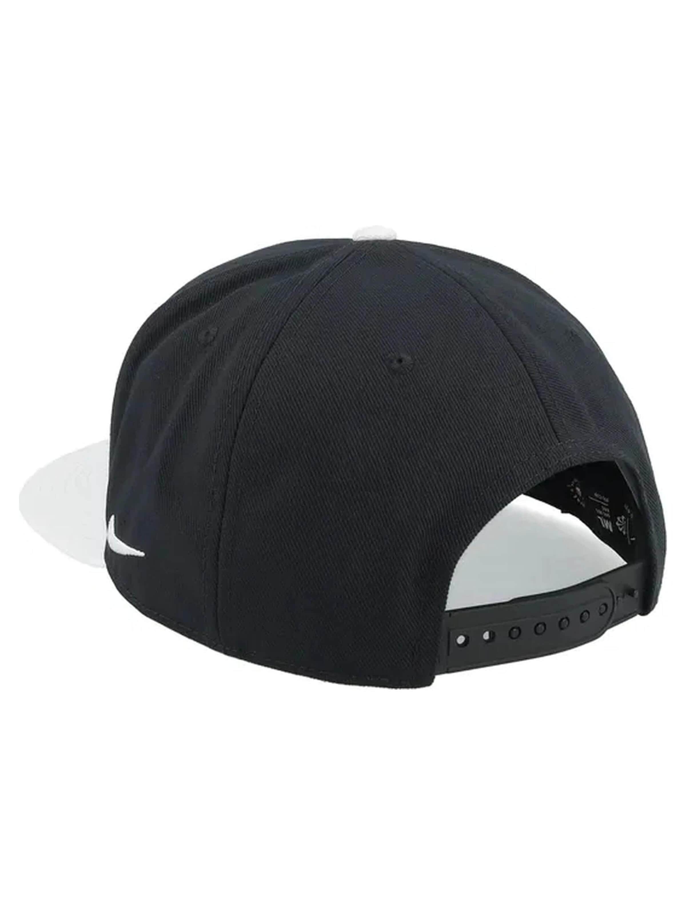 NIKE - Gorra en negro